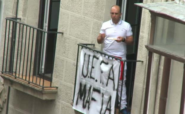 Pamplona es un clamor en el chupinazo: cánticos contra la UEFA y «Gora Osasuna»