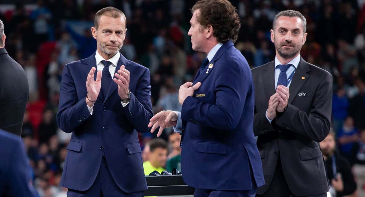 Ceferin y Domínguez durante la Finalissima.