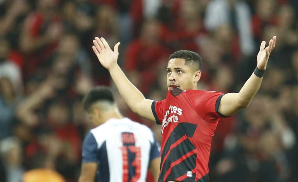 Me llega, me cuentan, me confirman: Vitor Roque jugará en el Barcelona, el futuro de Neymar y João Félix...