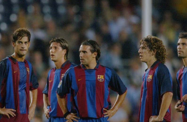 Con 17 años fue Balón de Oro frente a Xavi y Ronaldinho; ahora les enseña a invertir en Bolsa