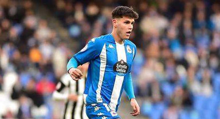 Trilli jugando con el Deportivo de la Coruña.