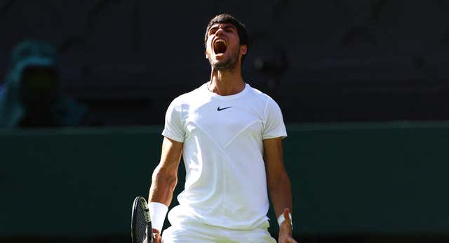 Alcaraz pasa por encima de Rune y ya es semifinalista de Wimbledon