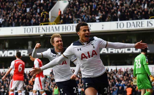 Dele Alli celebra un gol con el Tottenham. AFP