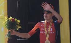 «Nos tiene que dar consejos él a nosotros»: así es Carlos Rodríguez, la sensación del Tour que está 'atada' por el Movistar