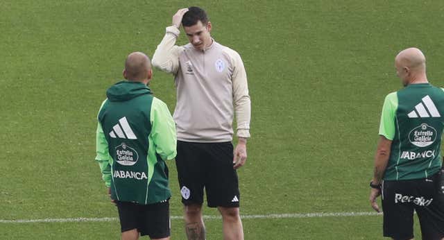Santi Mina no viaja a la concentración del Celta en Portugal