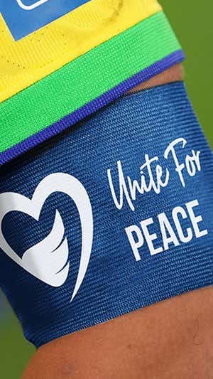 "Unidos por la paz". FIFA