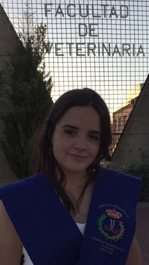 Paula el día de su graduación en la Universidad de Extremadura. INSTAGRAM