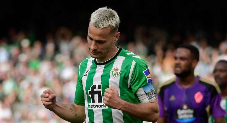 Sergio Canales, en un partido del Betis.