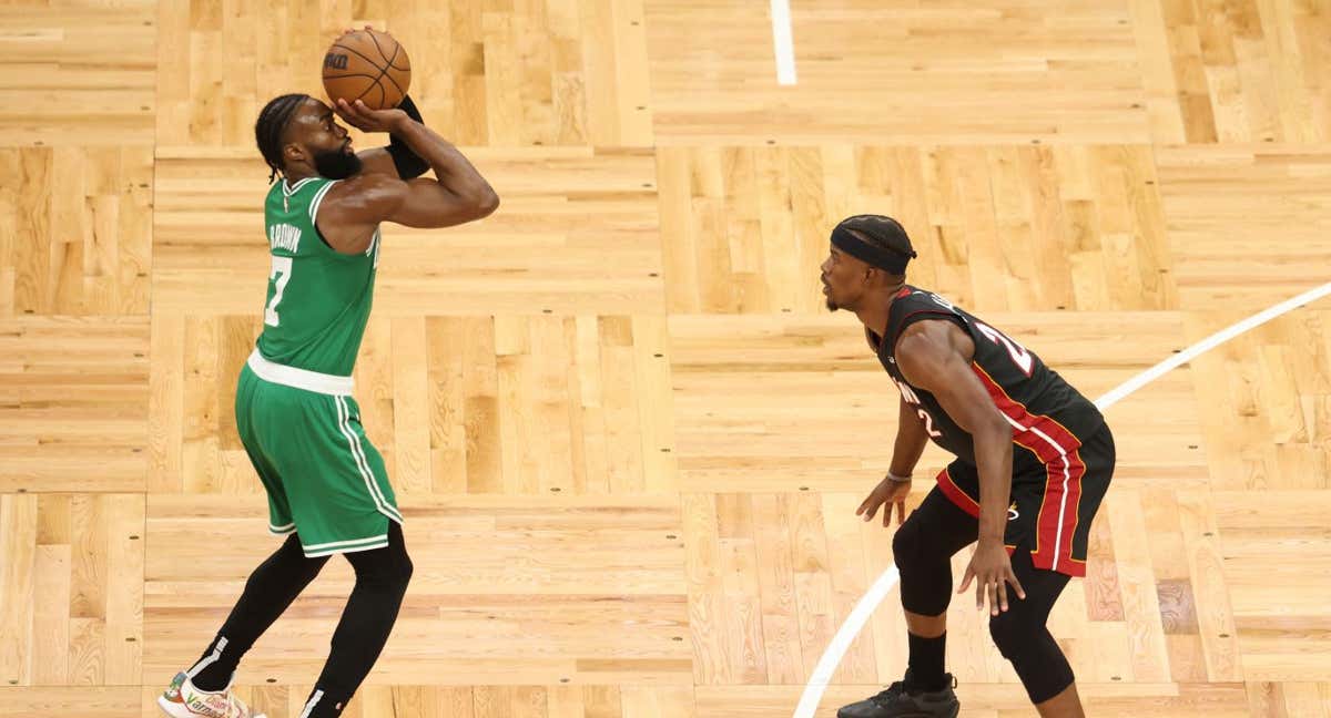 Jaylen Brown, en acción con Boston Celtics./AFP