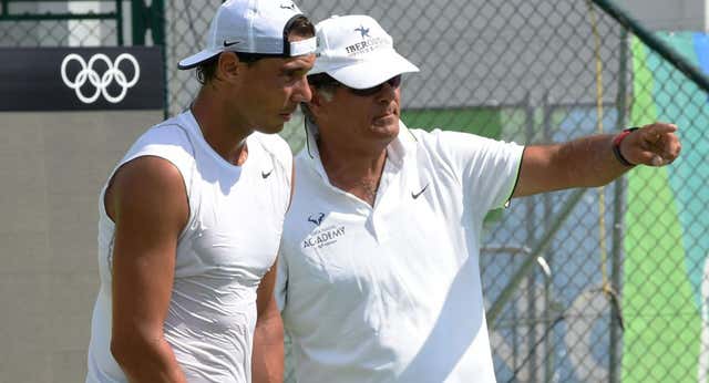Toni Nadal: “Esperemos que Alcaraz nos deje ganar algo en 2024”