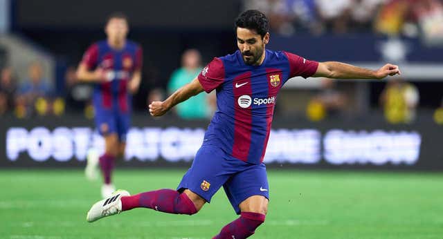 Saltan las alarmas para Xavi: Gündogan se retira lesionado y Christensen con molestias