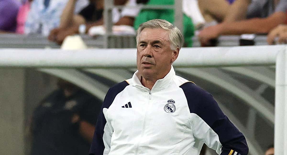 Carlo Ancelotti en la banda del NRG Stadium.