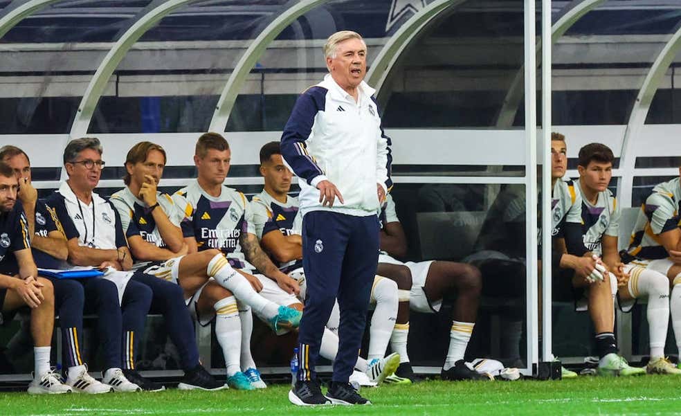 El Clásico carga de razones a Ancelotti en su estéril cruzada por un delantero