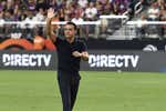 Xavi deja pistas tras la gira y sueña con tres fichajes