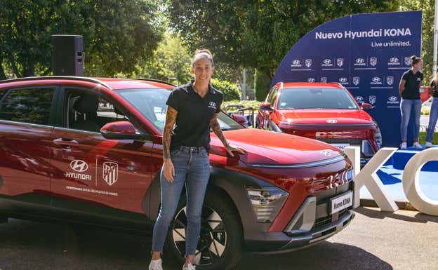 Lola Gallardo durante la presentación.  ATLÉTICO DE MADRID
