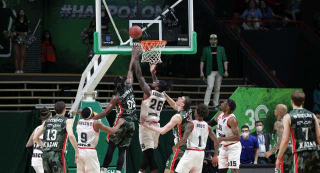 Un intento de soborno por 10.000 euros a un árbitro hace temblar los cimientos del baloncesto europeo