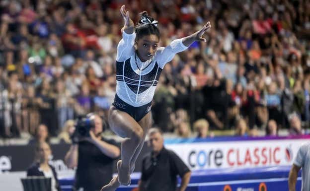 La presencia de Biles generó una gran expectación en la la NOW Arena de Hoffman Estates de Chicago.  EFE