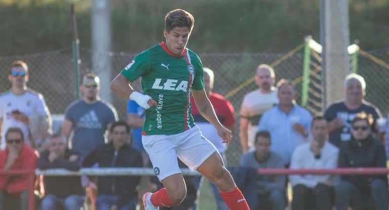 Giuliano Simeone, en el partido contra el Burgos.