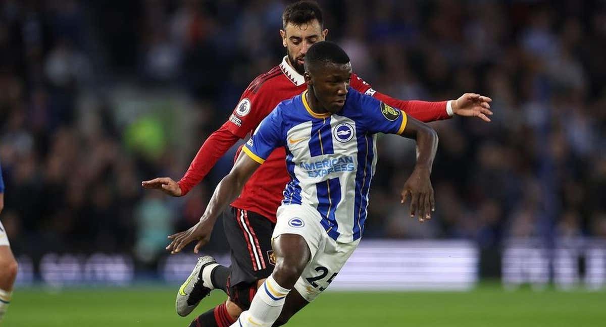 Moisés Caicedo durante un partido ante el Manchester United./@moises_caicedo55