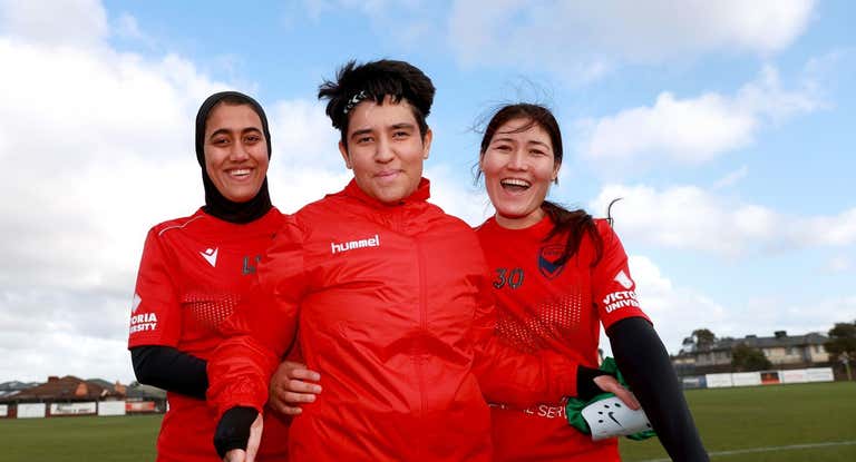 Jugadoras de la selección femenina de Afganistán, en un torneo celebrado en Melbourne con motivo del Mundial.