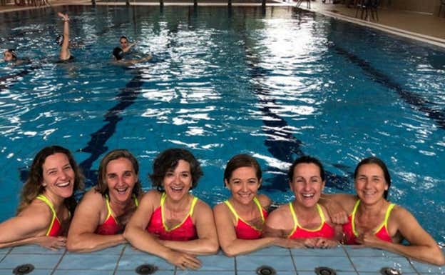 Las Williams en la piscina del CN Kallípolis.  CEDIDA