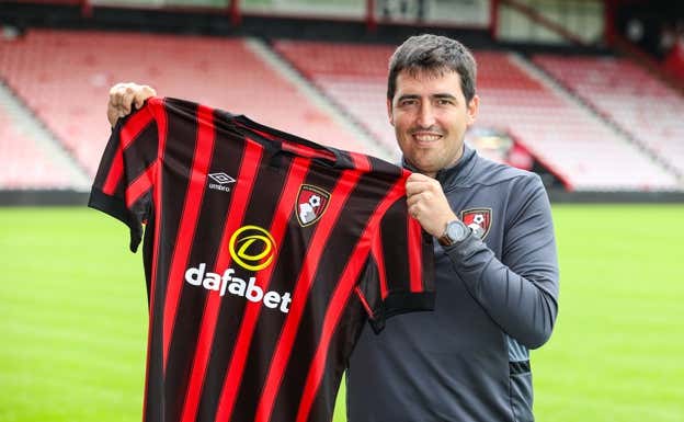 Andoni Iraola, nuevo entrenador del Bournemouth. @AFCBournemouth