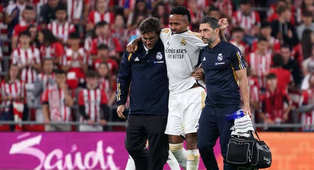 Militao se rompe el ligamento cruzado anterior y estará más de seis meses de baja