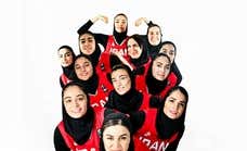 Acusan de traición a jugadoras de la selección iraní de baloncesto por no cantar el himno