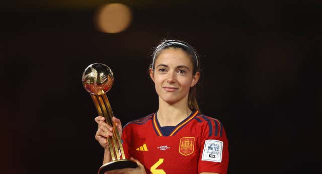 Aitana Bonmatí, MVP del Mundial; Salma Paralluelo, mejor jugadora joven