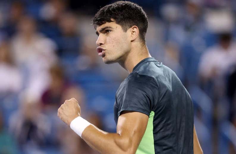 Alcaraz y Djokovic sufren para llegar... pero habrá final soñada en Cincinnati