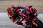 A Bagnaia se le pone cara de bicampeón de MotoGP