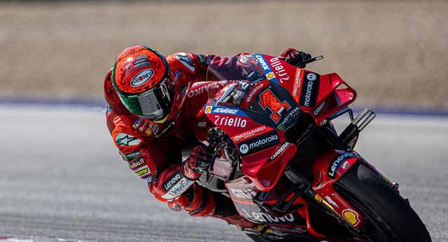 A Bagnaia se le pone cara de bicampeón de MotoGP