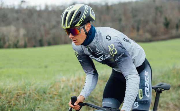 Marcel Camprubí, durante un entrenamiento con su equipo.  Q36.5 PRO CYCLING TEAM / CHRIS AULD