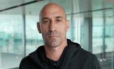 Rubiales claudica ante el Gobierno y escenifica con la boca pequeña sus disculpas por su beso y los insultos