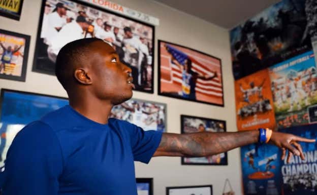 Holloway, en su habitación. ADIDAS