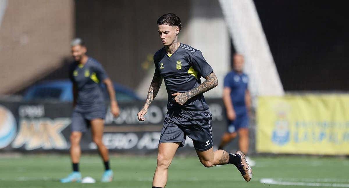 Joel Domínguez, durante un entrenamiento con Las Palmas./INSTAGRAM