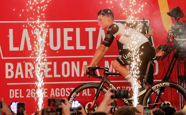 Juan Ayuso, en la presentación de La Vuelta 23.  EFE / MANUEL BRUQUE