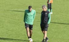 Pellegrini, sobre Borja Iglesias: «Uno siempre tiene que estar dispuesto a defender su país, a pesar de las estupideces que pueda hacer una persona»