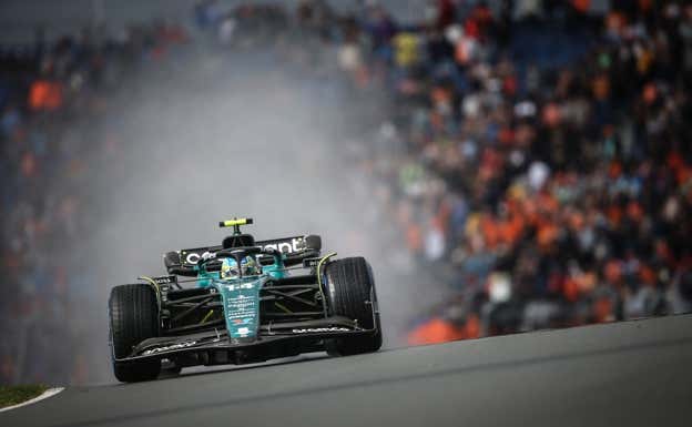 Fernando Alonso, al volante del AMR23 durante la clasificación del GP de Países Bajos de F1.  Aston Martin