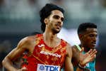 Mo Katir, subcampeón del mundo de 5.000 metros... ¡y acabó con las rodillas sangrando!