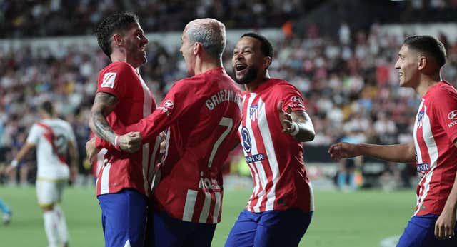 Un Atlético histórico sonroja a un Rayo en pañales