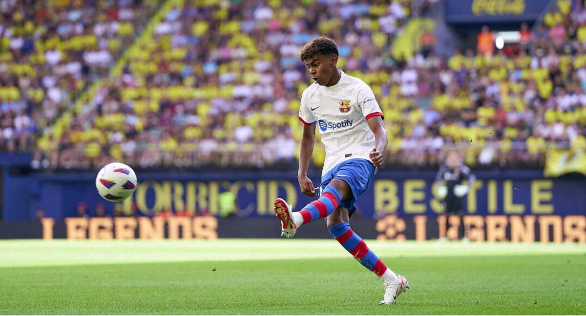 Lamine Yamal en el partido ante el Villarreal. /GETTY