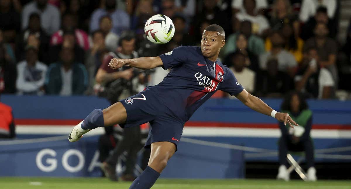 Mbappé, en un partido reciente con el PSG. /EP