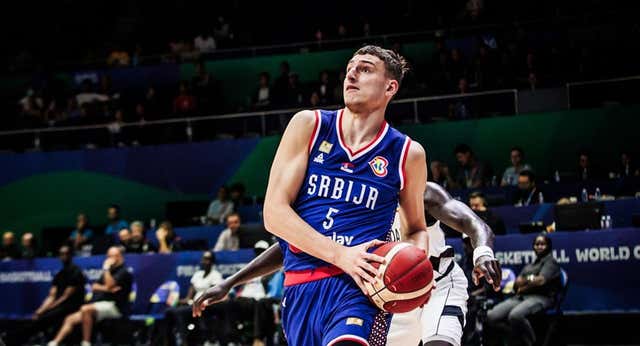 Nikola Jovic, la nueva estrella de una Serbia de récord en el Mundial