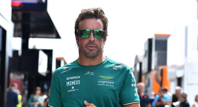 Fernando Alonso: “Entre un piloto prometedor de F2 y Hamilton, me quedo con él hasta los 80 años”
