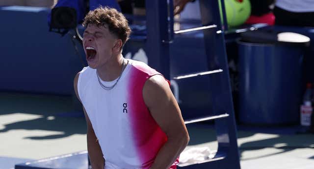 Los escopetazos de Ben Shelton a 240 km/h amenazan a Djokovic en el US Open