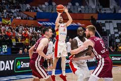 Abrines: «El arbitraje es lamentable, son demasiado protagonistas»