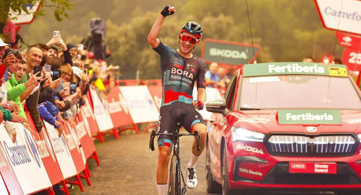 Kamna celebra la victoria en la 9ª etapa de La Vuelta./Sprint Cycling Agency