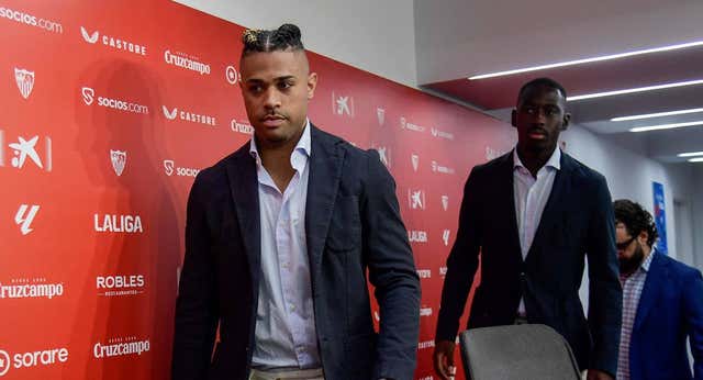 Mariano, del ídolo Kanoute a ponerse a disposición de Mendilibar: «Sergio y yo venimos a morder»