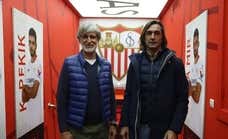 Jaume Naveira, Relevo y Deportes de Canal Sur, premiados por el Sevilla en los José Antonio Blázquez